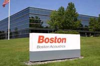 Завод компании Boston Acoustic занимает площадь 16 тыс. кв. м в городе Пибоди, шт. Массачусетс